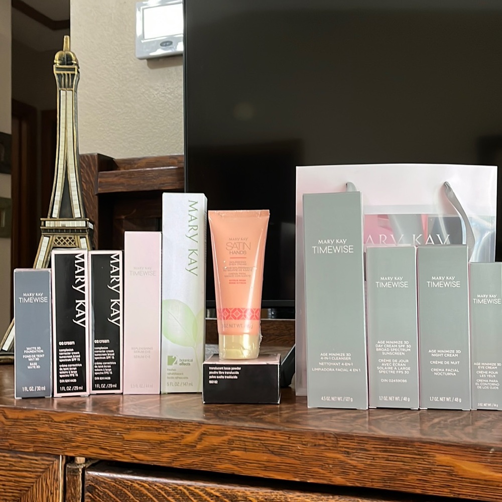 Mary Kay 11 pc Lot New